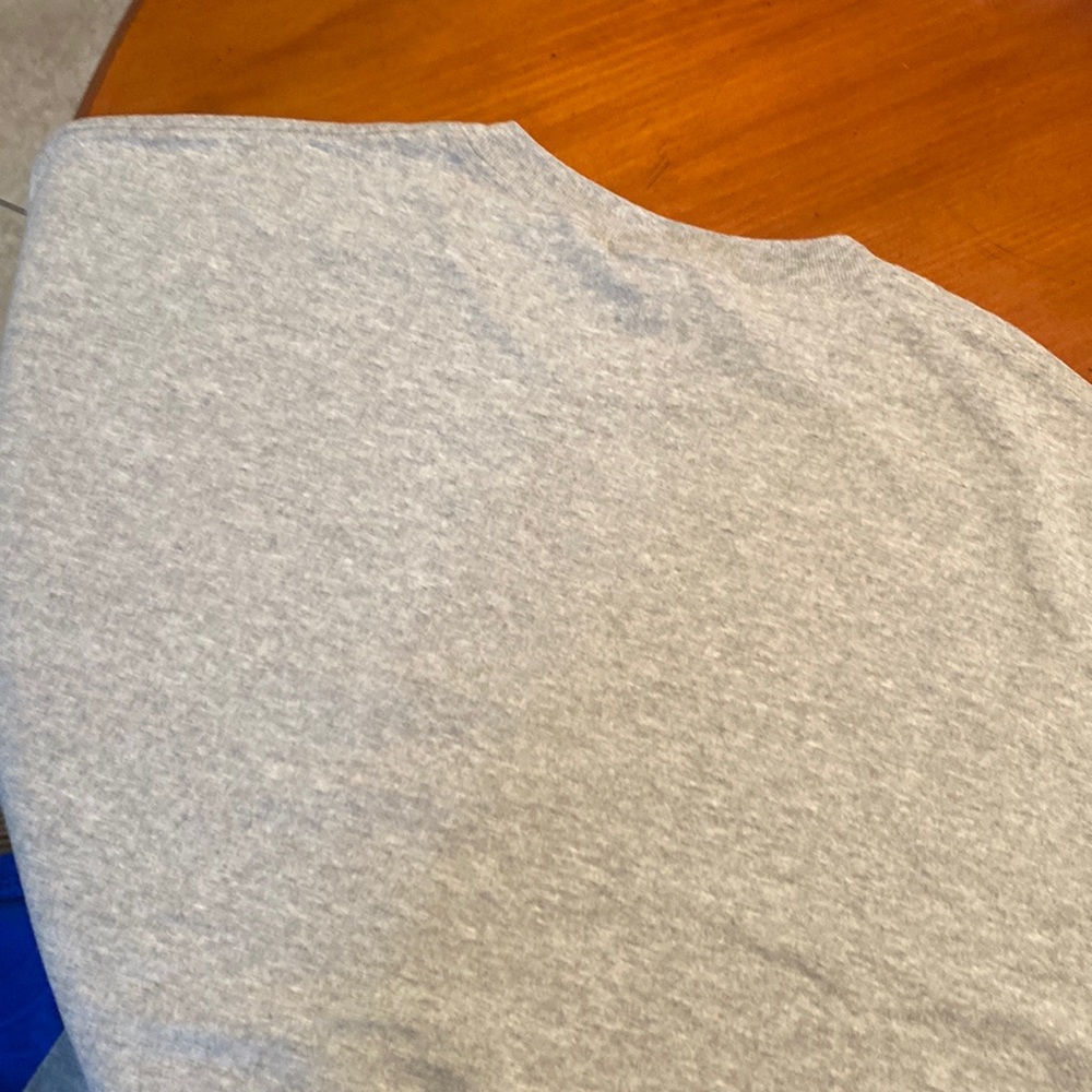 (2) Florida Gator Grey & Blue T-Shirts Ready to Wear - Size XXL - Picture 6 of 14